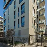 American Retro With Balcony Powisle By Renters Warschau