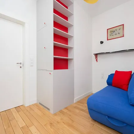 Leszczynska American Retro With Balcony Warsaw's Powisle By Renters Apartment Warsaw