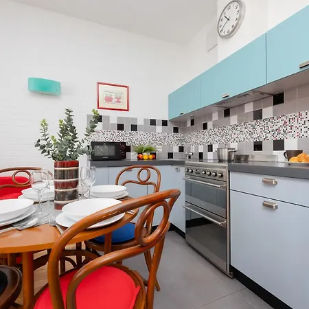 American Retro With Balcony Powisle By Renters Apartment Warsaw