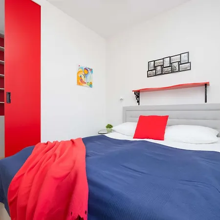 American Retro With Balcony Powisle By Renters * Warsaw