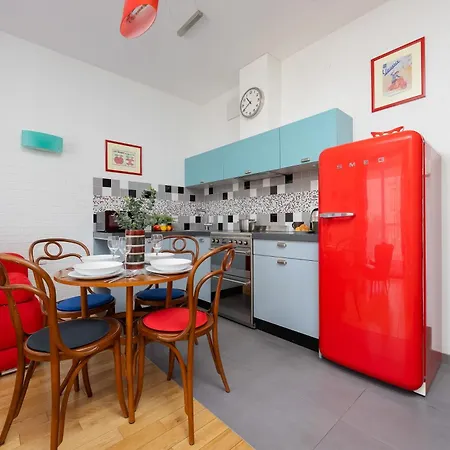 Apartment American Retro With Balcony Powisle By Renters *