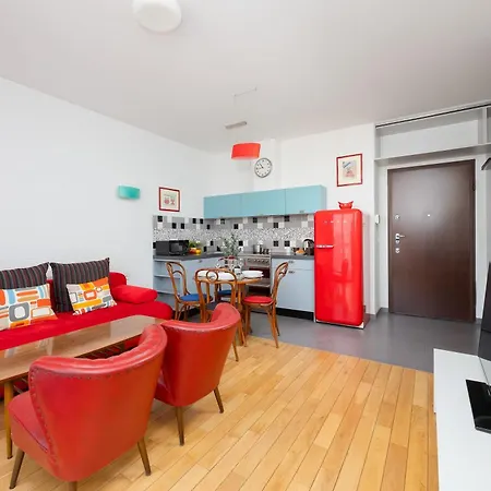 American Retro With Balcony Powisle By Renters Lejlighed Warszawa